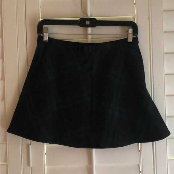 Urban outfitters plaid skirt - Picture 2 of 3